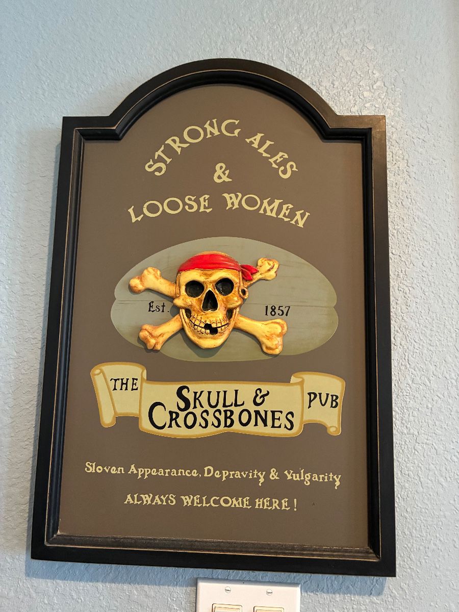 Sheila‘s Estate Sale on the water