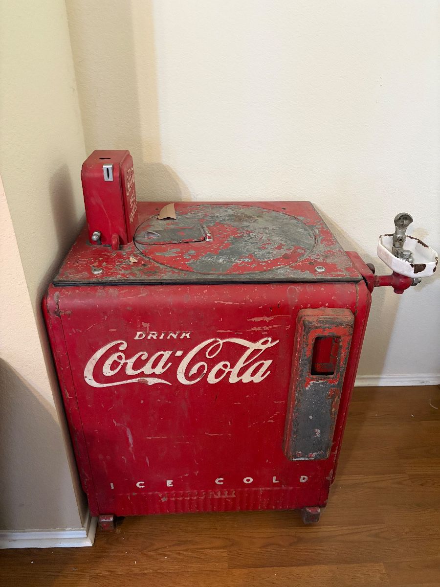 Old-School Americana Estate Sale – Coke, Cars, Tools, Advertising & Collectibles