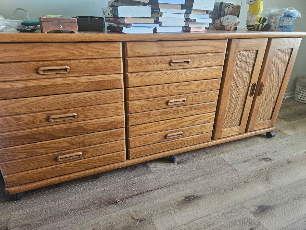 HEAVENLY HANDS ESTATE SALES -  THE MAINLANDS UNIT 5 - 08/7,8/2026