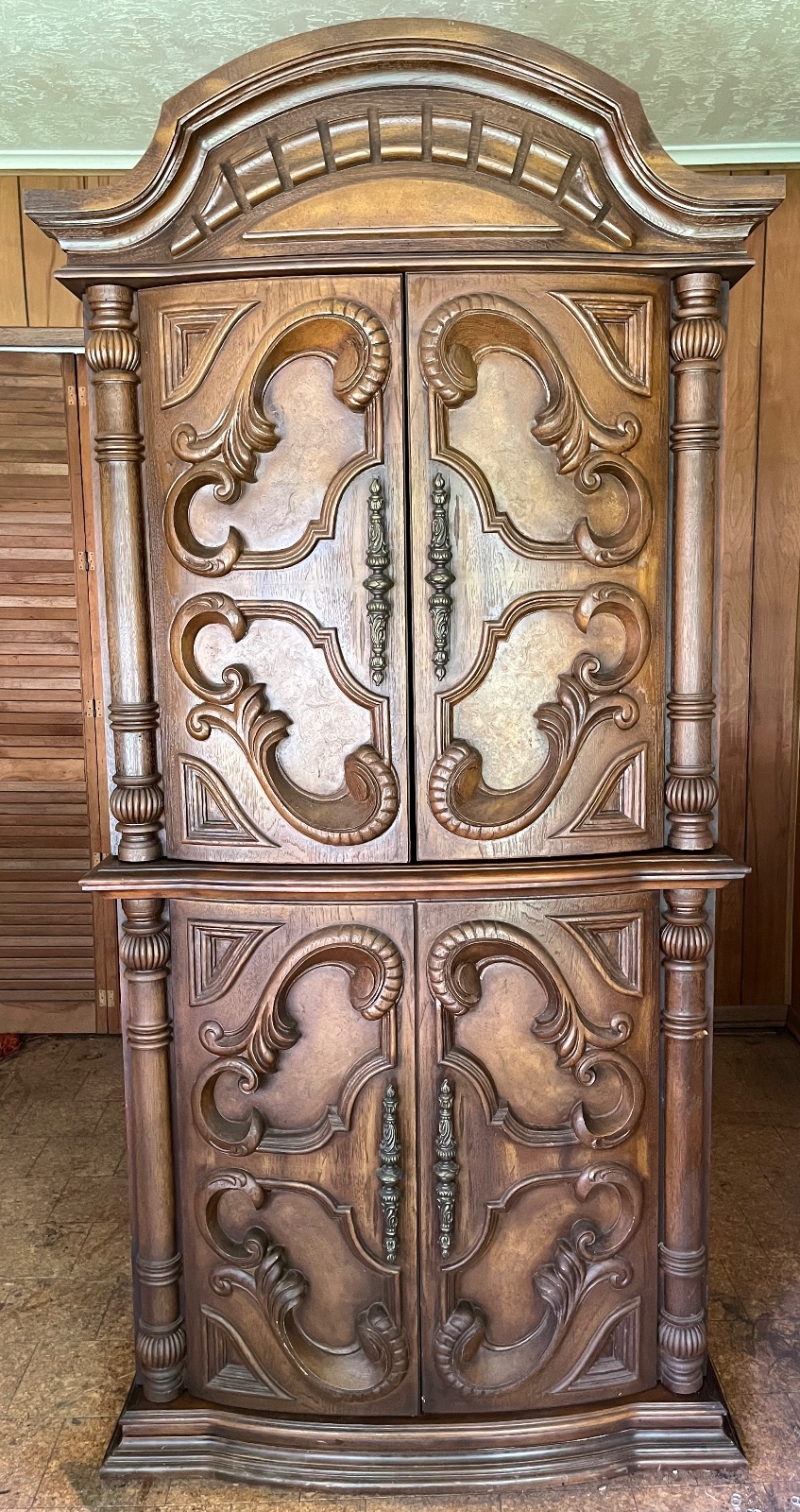 HOUSTON ESTATE SALE - Vintage Furniture, Antiques, and more