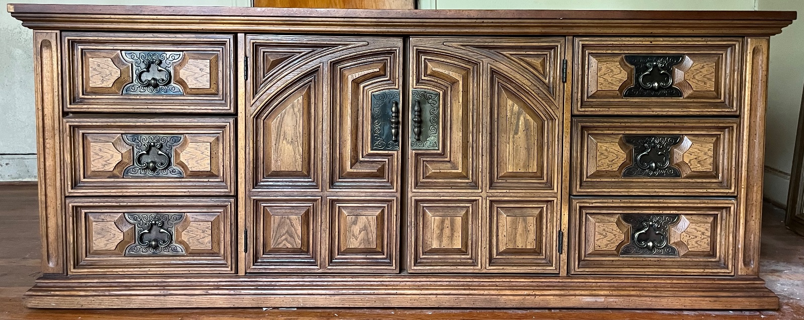 HOUSTON ESTATE SALE - Vintage Furniture, Antiques, and more