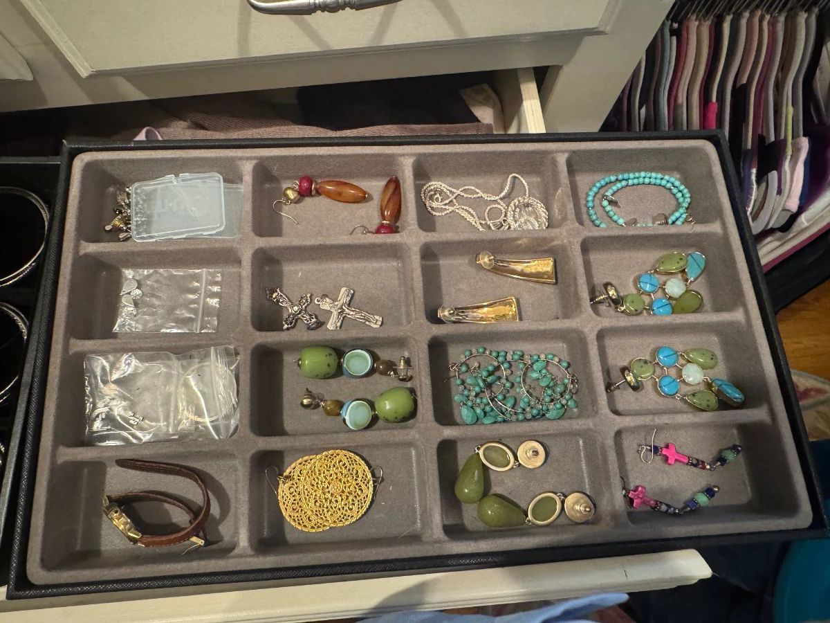 J Elliott Est Sales-Sterling, Jewelry, Cottagecore, Louis Vuitton, Airline Memorabilia, Tools,