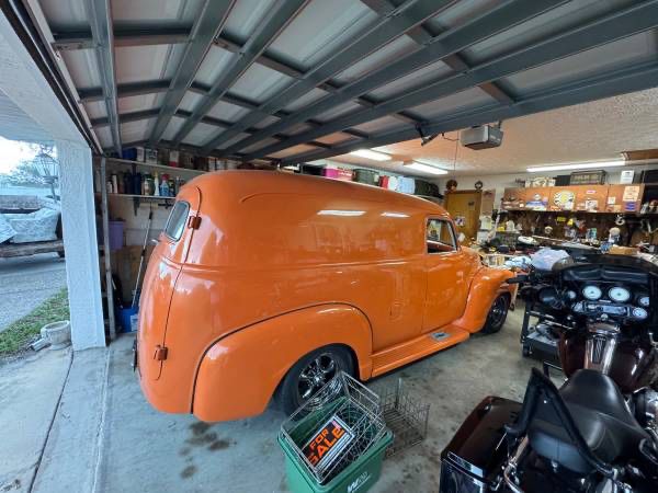 V Patton Spring Hill 55 Panel Truck, 06 Harley, TOOLS, DR Set, 2 Grandfather Clocks