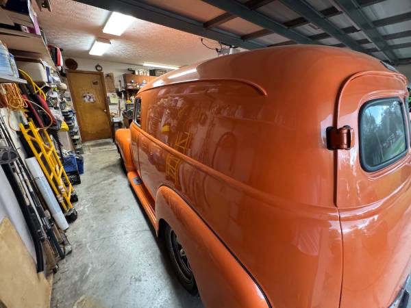 V Patton Spring Hill 55 Panel Truck, 06 Harley, TOOLS, DR Set, 2 Grandfather Clocks