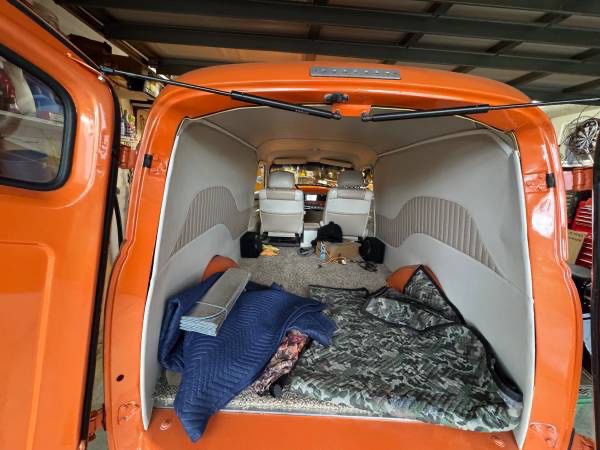 V Patton Spring Hill 55 Panel Truck, 06 Harley, TOOLS, DR Set, 2 Grandfather Clocks
