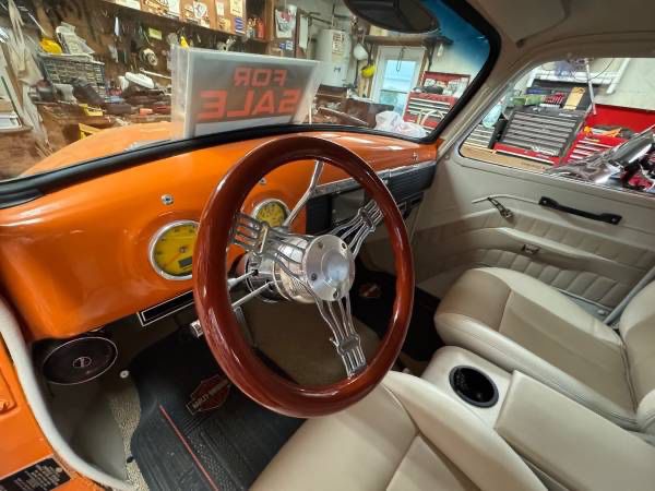 V Patton Spring Hill 55 Panel Truck, 06 Harley, TOOLS, DR Set, 2 Grandfather Clocks