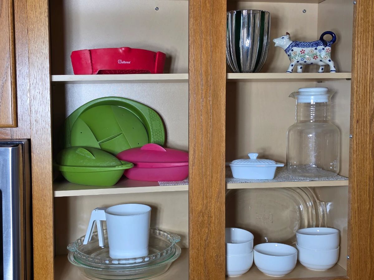 Diane's Estate Sales on Winding Willow in Heritage Springs