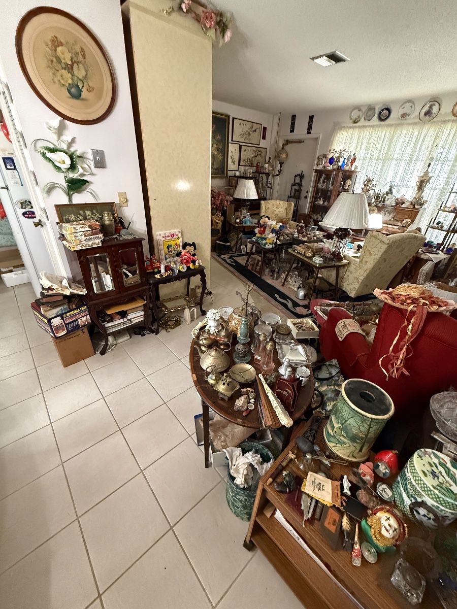 Port St. Lucie Collector’s Estate – Packed House + 2 Sheds Full of Antiques & Treasures!