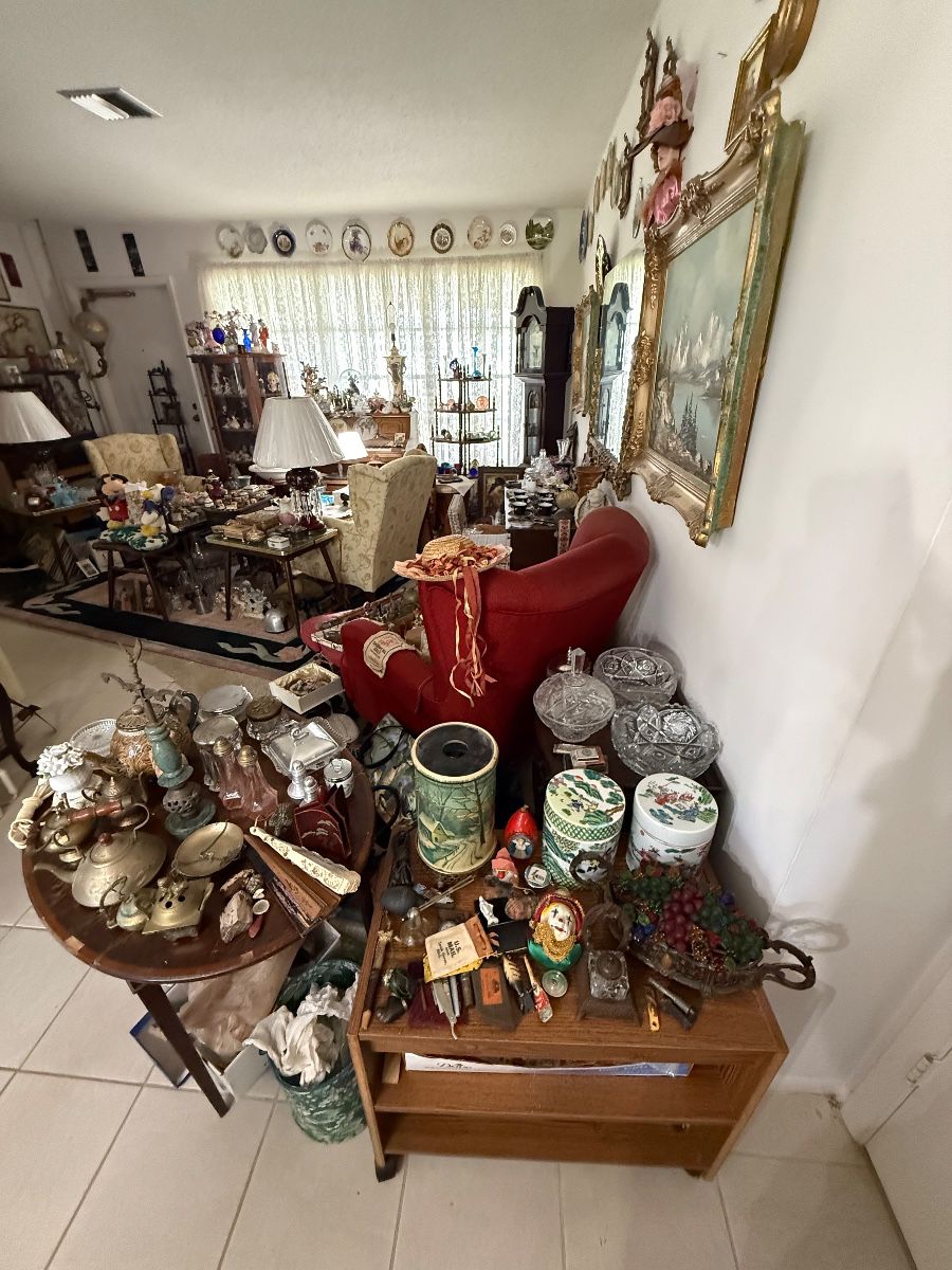 Port St. Lucie Collector’s Estate – Packed House + 2 Sheds Full of Antiques & Treasures!