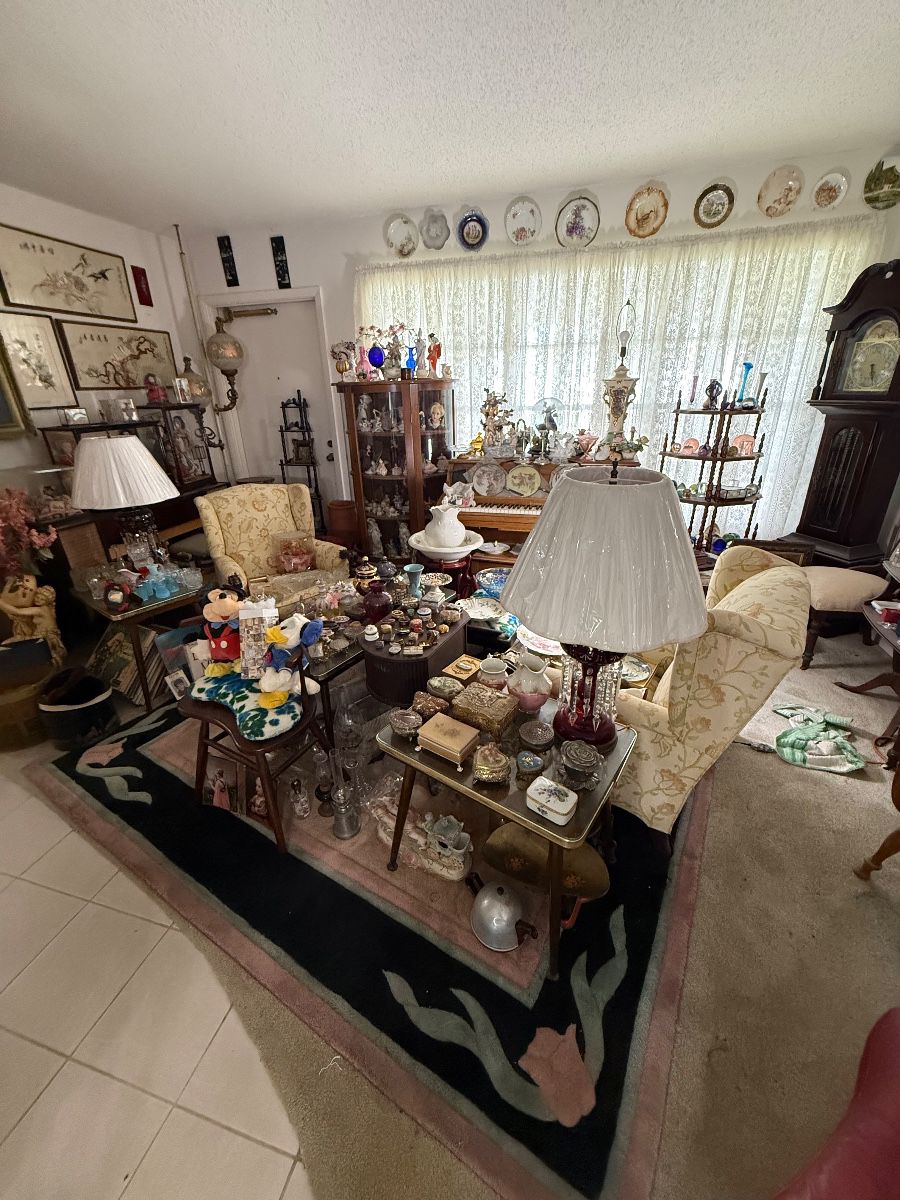 Port St. Lucie Collector’s Estate – Packed House + 2 Sheds Full of Antiques & Treasures!