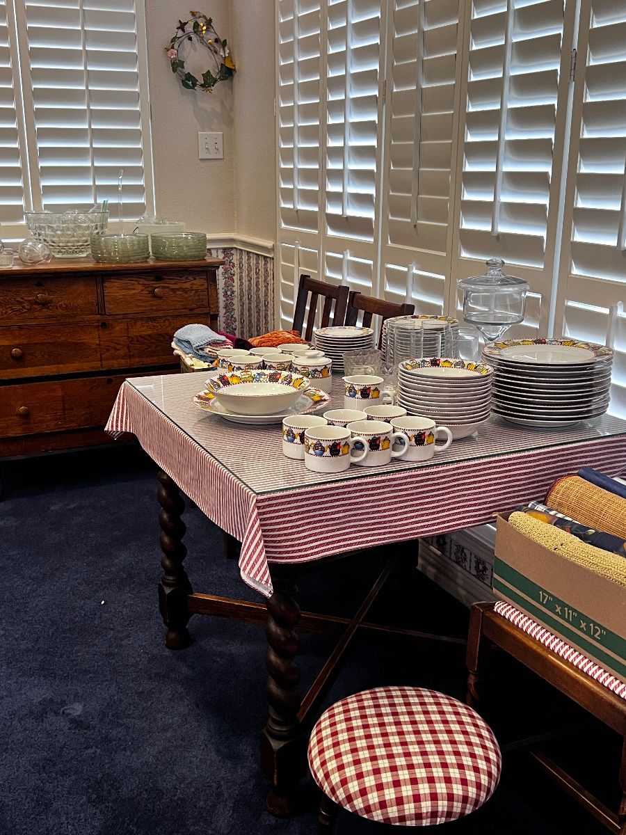 Amazing Burleson Estate- Bent Oaks Neighborhood