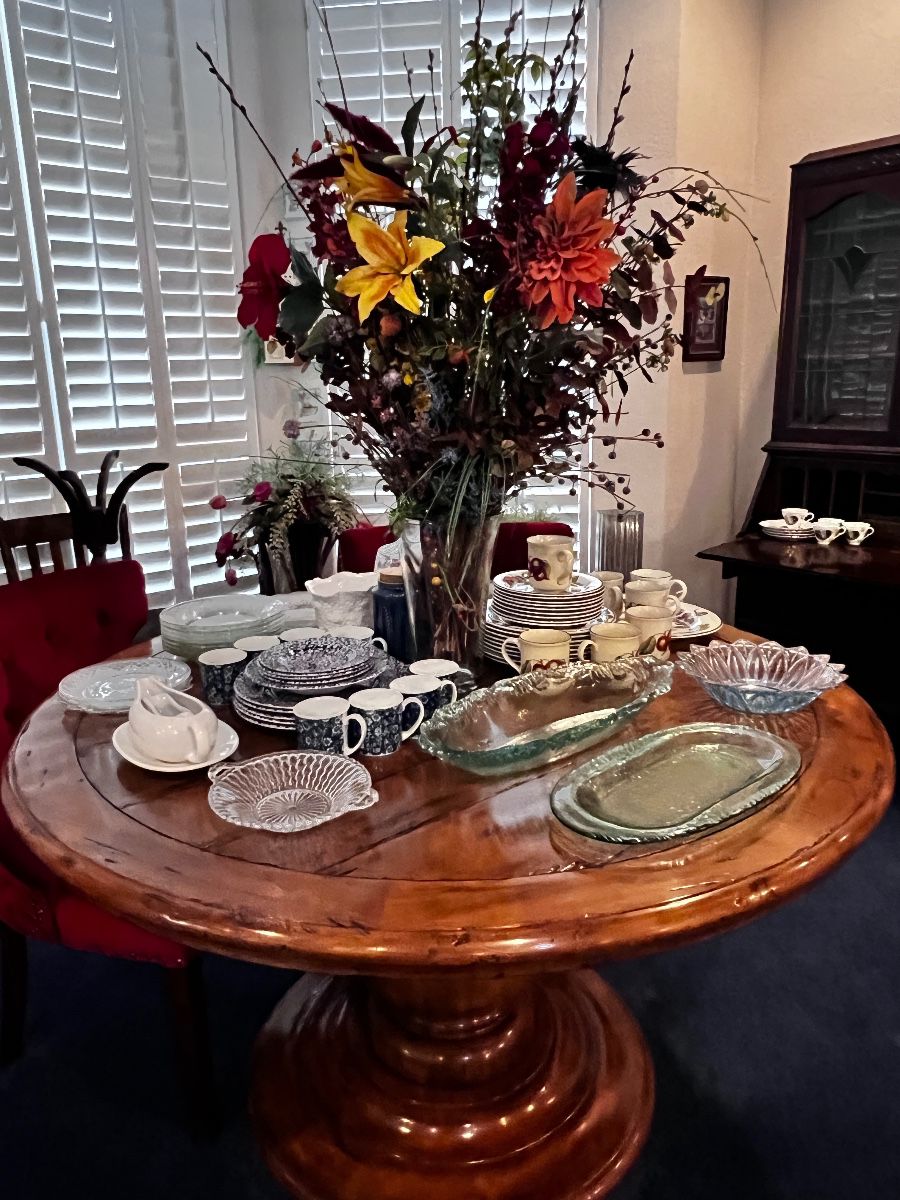 Amazing Burleson Estate- Bent Oaks Neighborhood