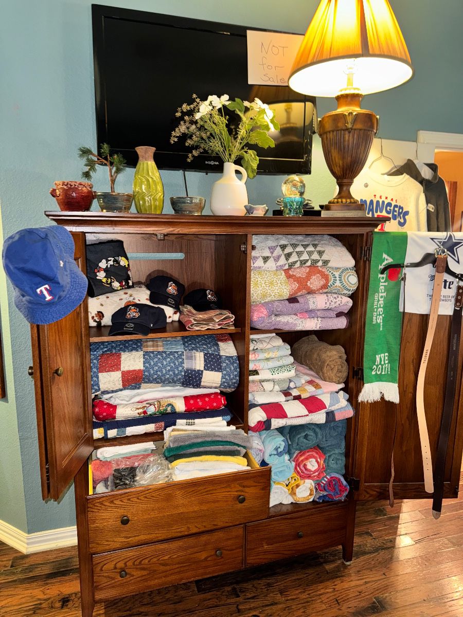 Arlington Gated Estate Sale — Polo, Bose, Apple, Rangers, Jim Shore & More