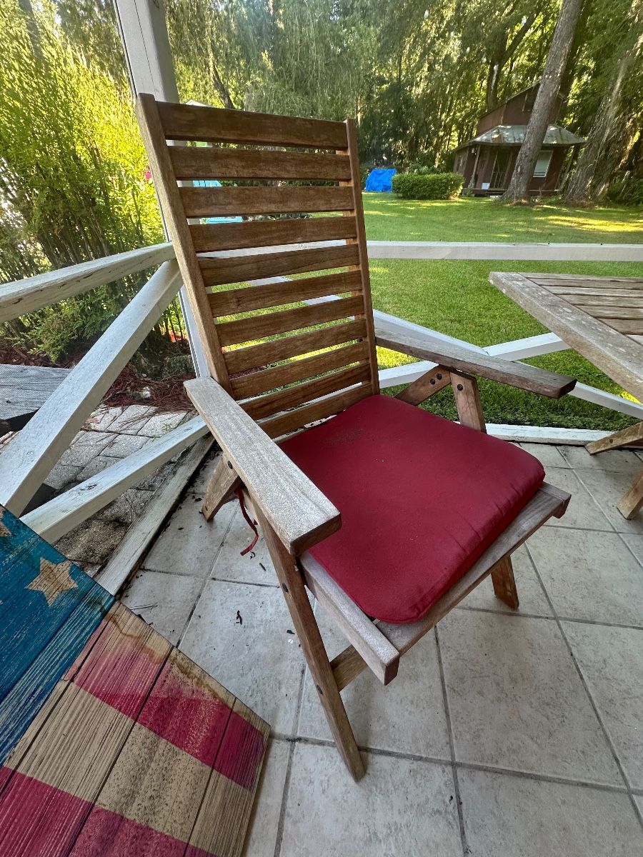 Everything is priced To Sell in Longwood