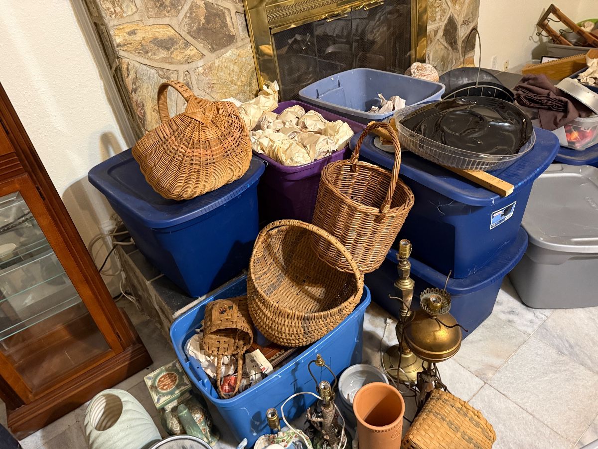 St. Petersburg Full House - 2 Day PICKERS BLOWOUT Sale!