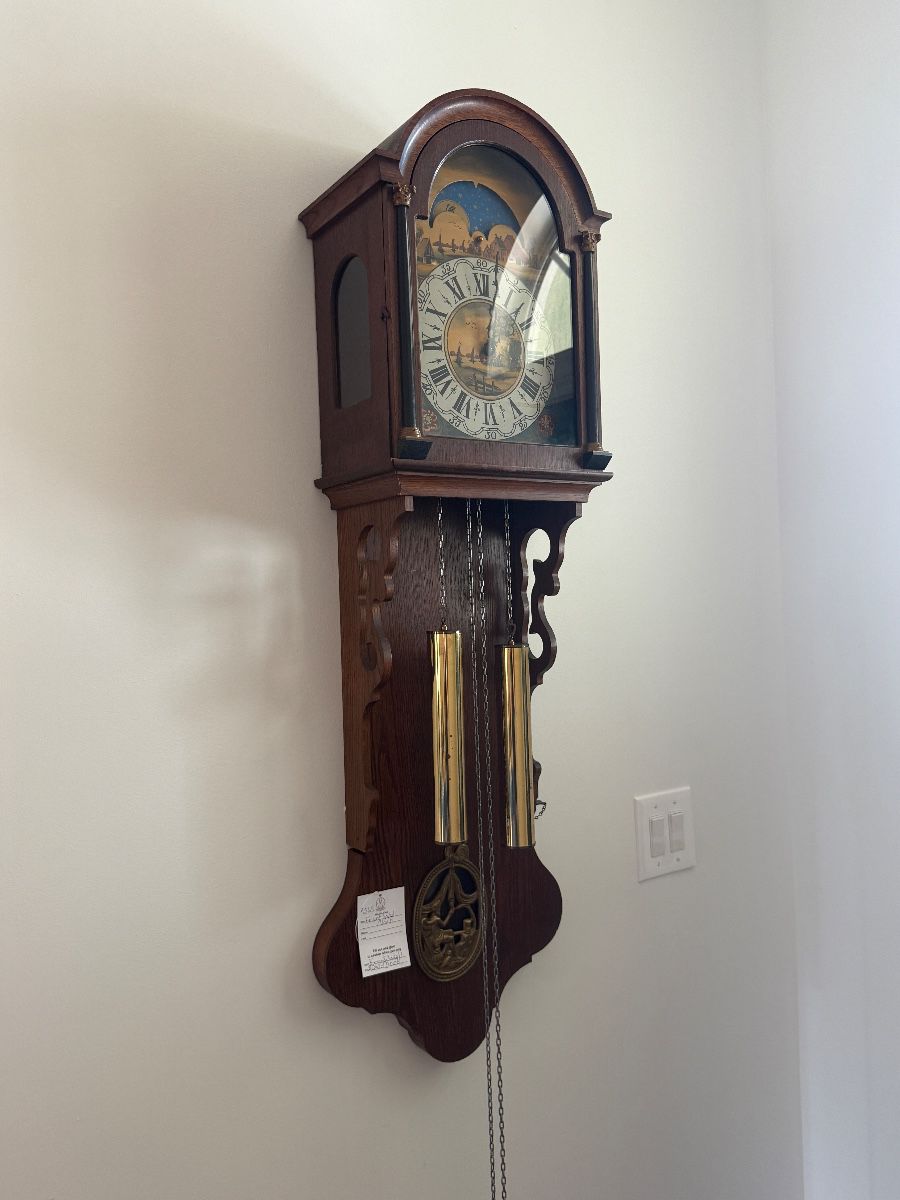 China Cat: Estate sale in Sutton Lakes