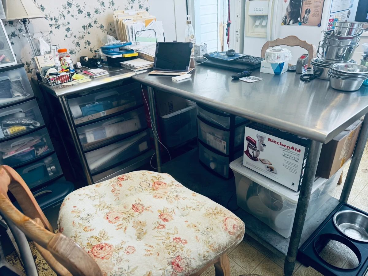 J Elliott Est Sales-Sewing, Fabrics, Crafting, Cake Decorating, Gardening, Appliances
