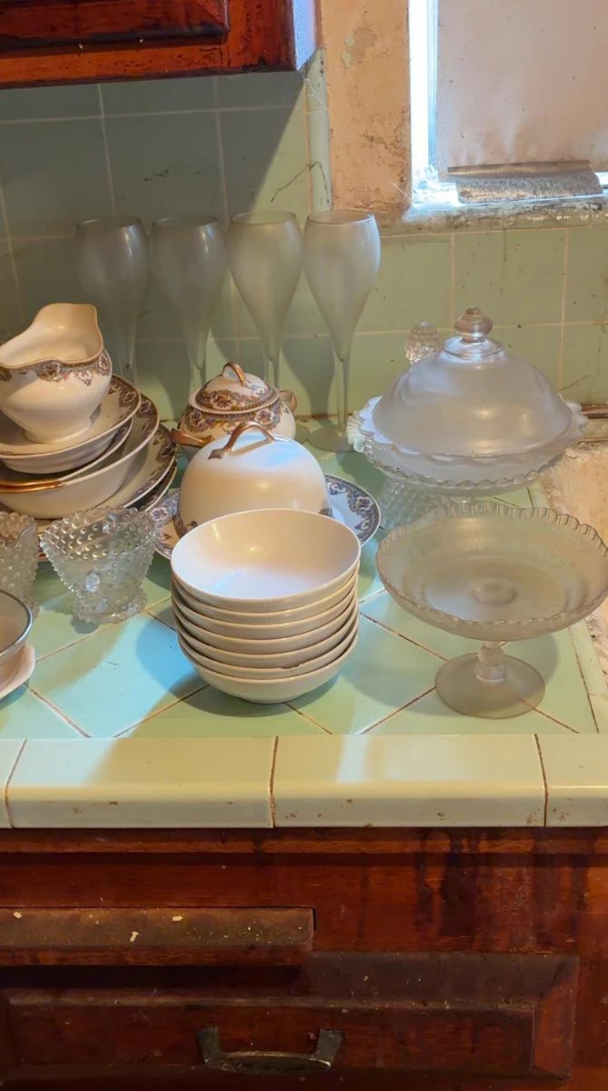 Garden Grove Estate Sale by SoCal Home Clear Outs
