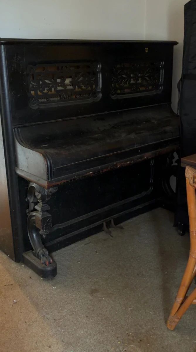 Garden Grove Estate Sale by SoCal Home Clear Outs