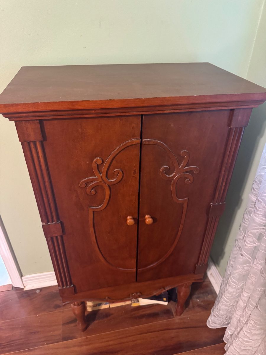 CARDON ESTATE SALE - Full house, lots of statuary, collectibles from Around the Globe.