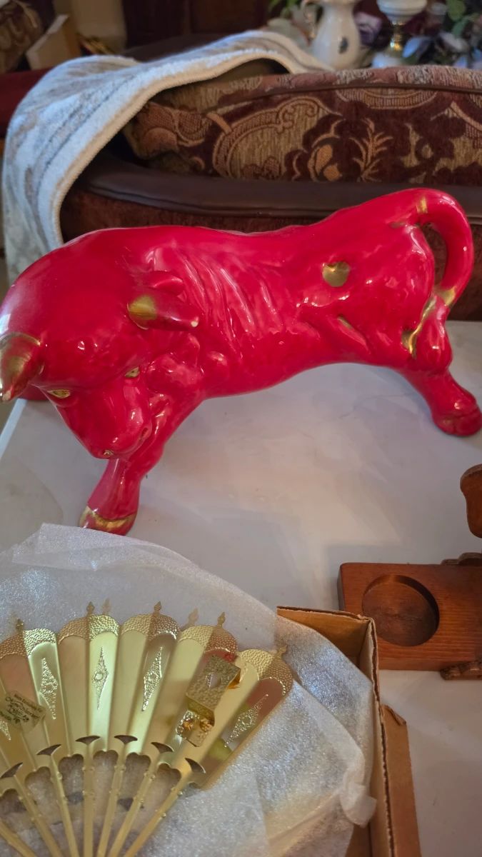 packed Estate sale in West Melbourne! - By Onward