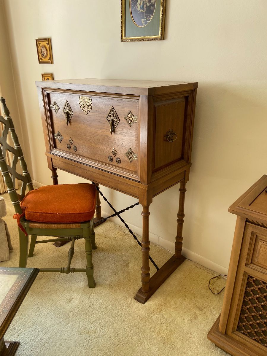 Forrest Hills Estate Sale