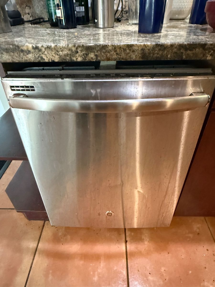 CROSSINGS - KENDALL - PLANTS, APPLIANCES