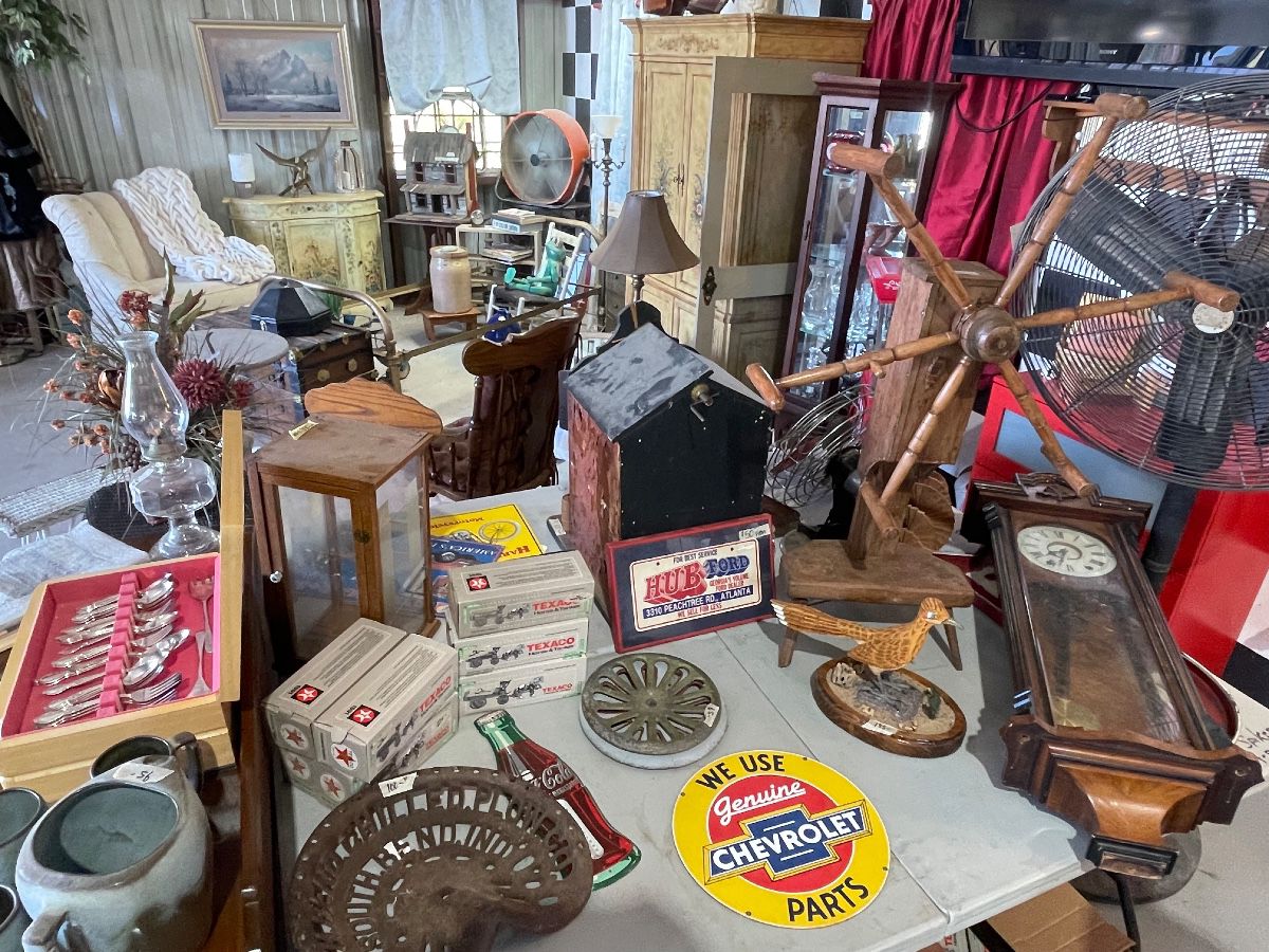 Brandi Lane barn Sale at estate sale in Granbury, TX