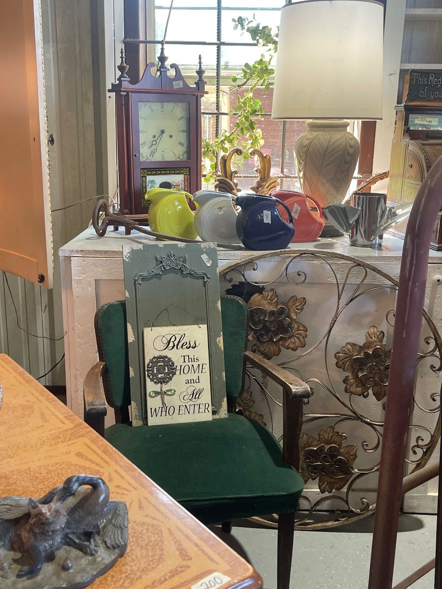Brandi Lane barn Sale at estate sale in Granbury, TX