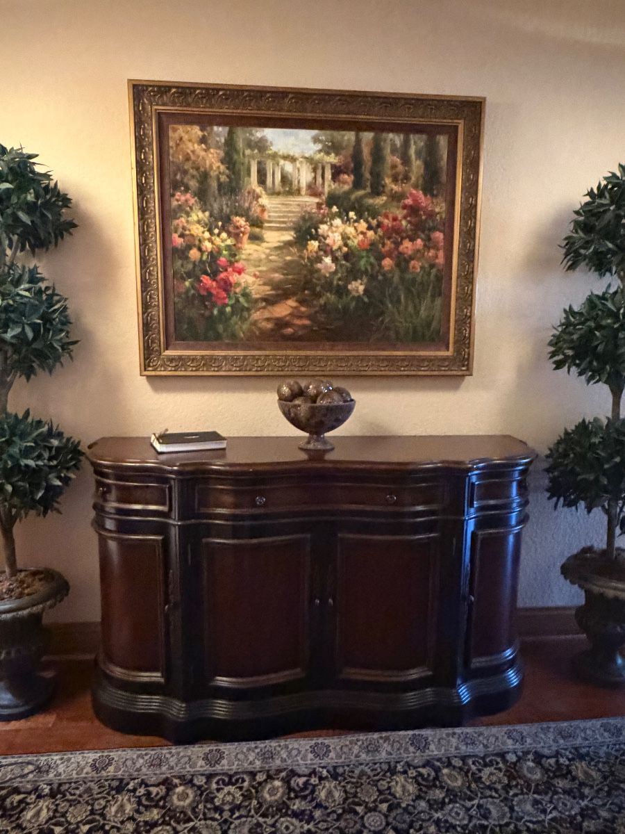 Entryway Decor Grouping