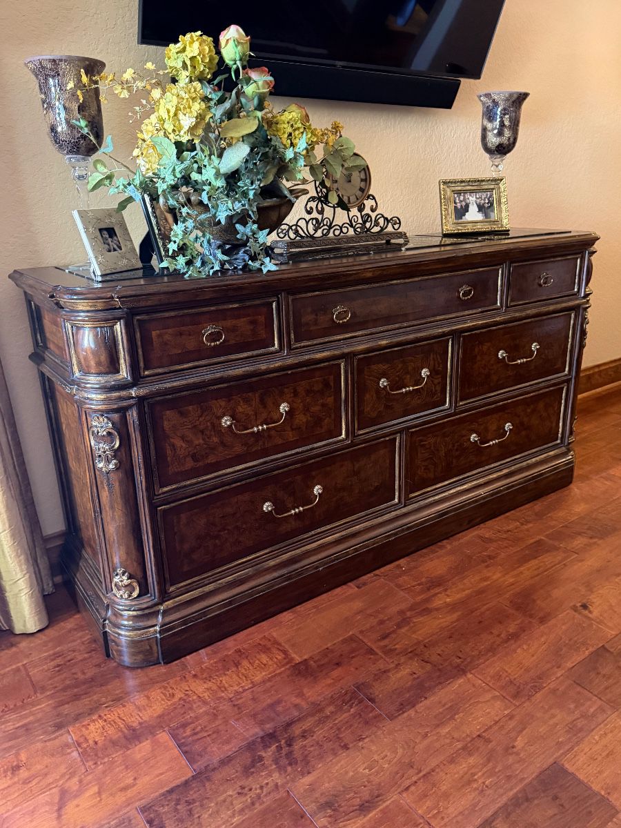 Vintage Burl Wood 9 Drawer Dresser Chest with Gold Trim