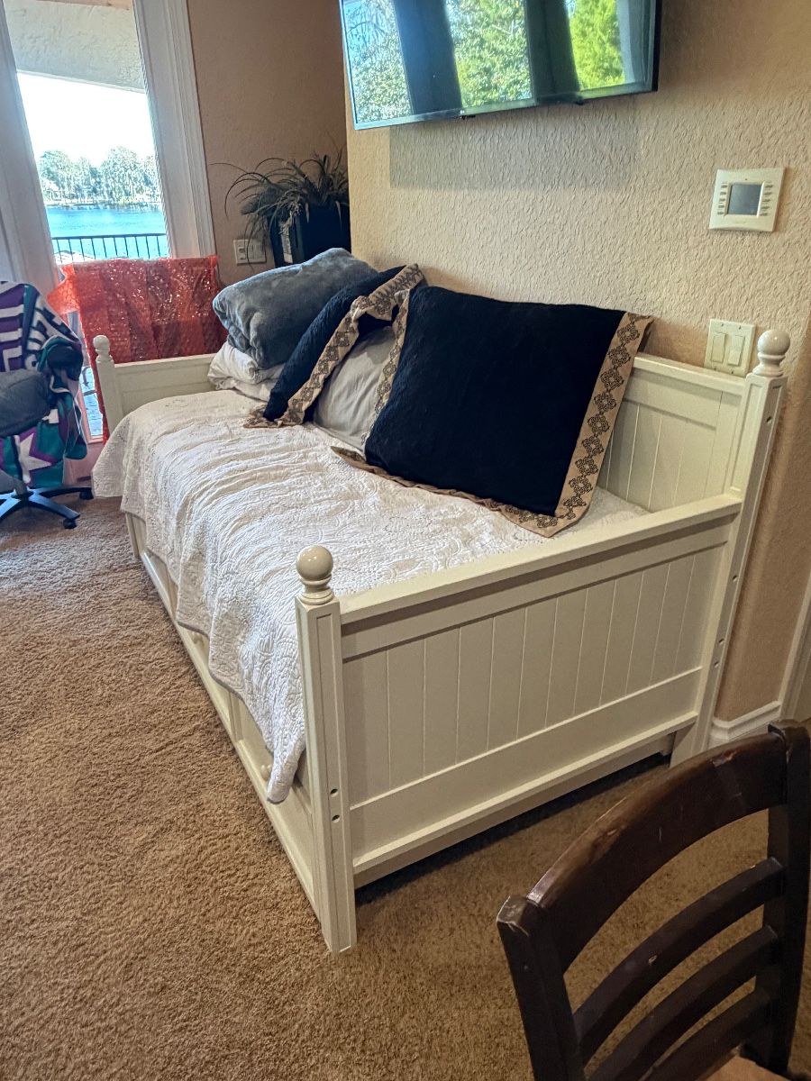 White Sleigh Daybed with Storage Drawers