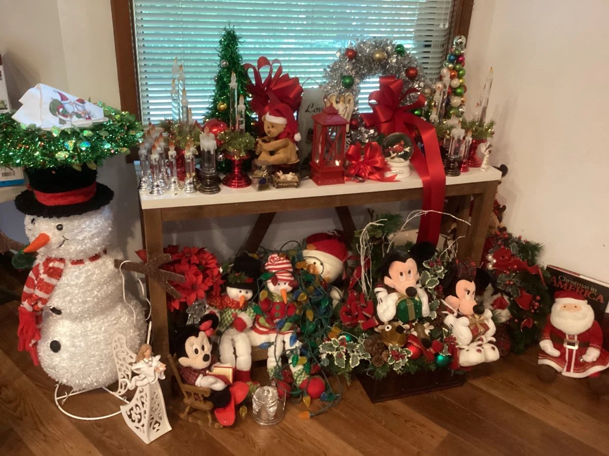 Plantation Estate Sale