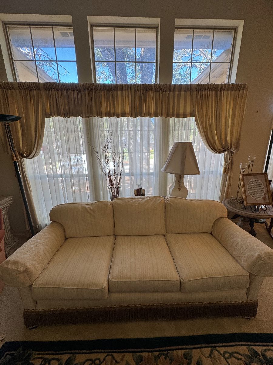 TEXAS STAR ESTATE SALES will be in the SOUTHRIDGE ESTATES of Denton, Texas