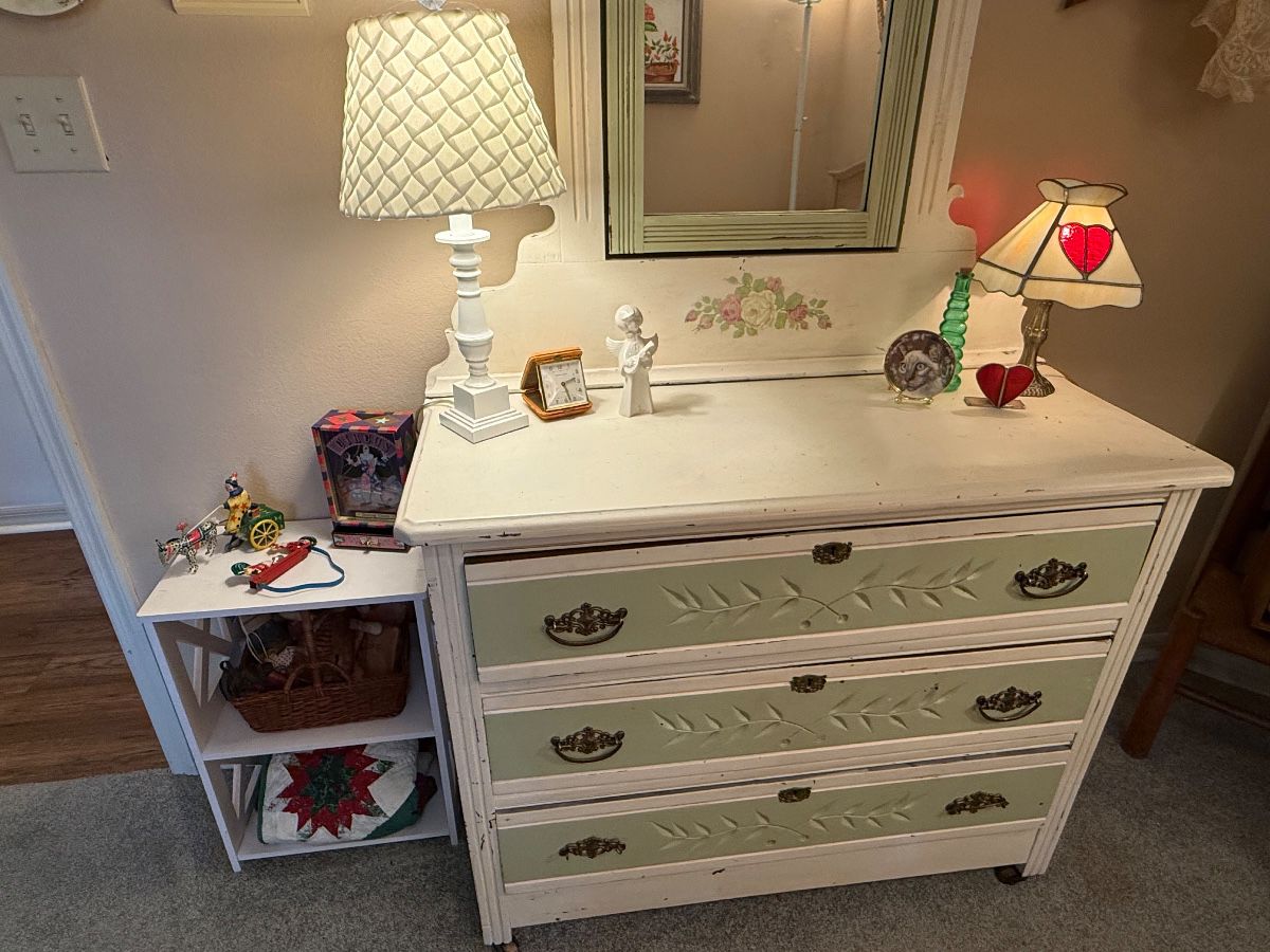 Valrico, 3 Day Estate Sale Bloomingdale East! Packed Full House With Something For Everyone!