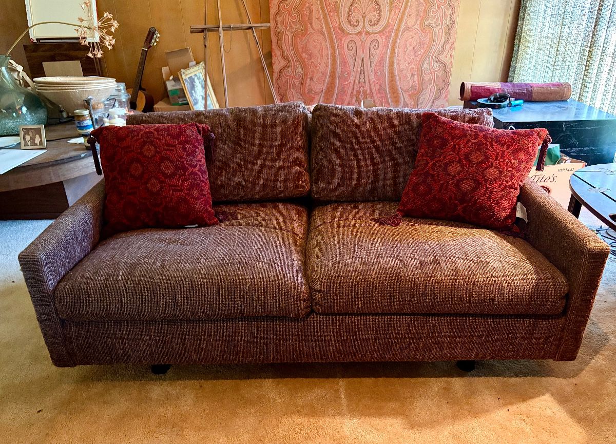 Vintage Vibes Only by Retro Active Estate Sales