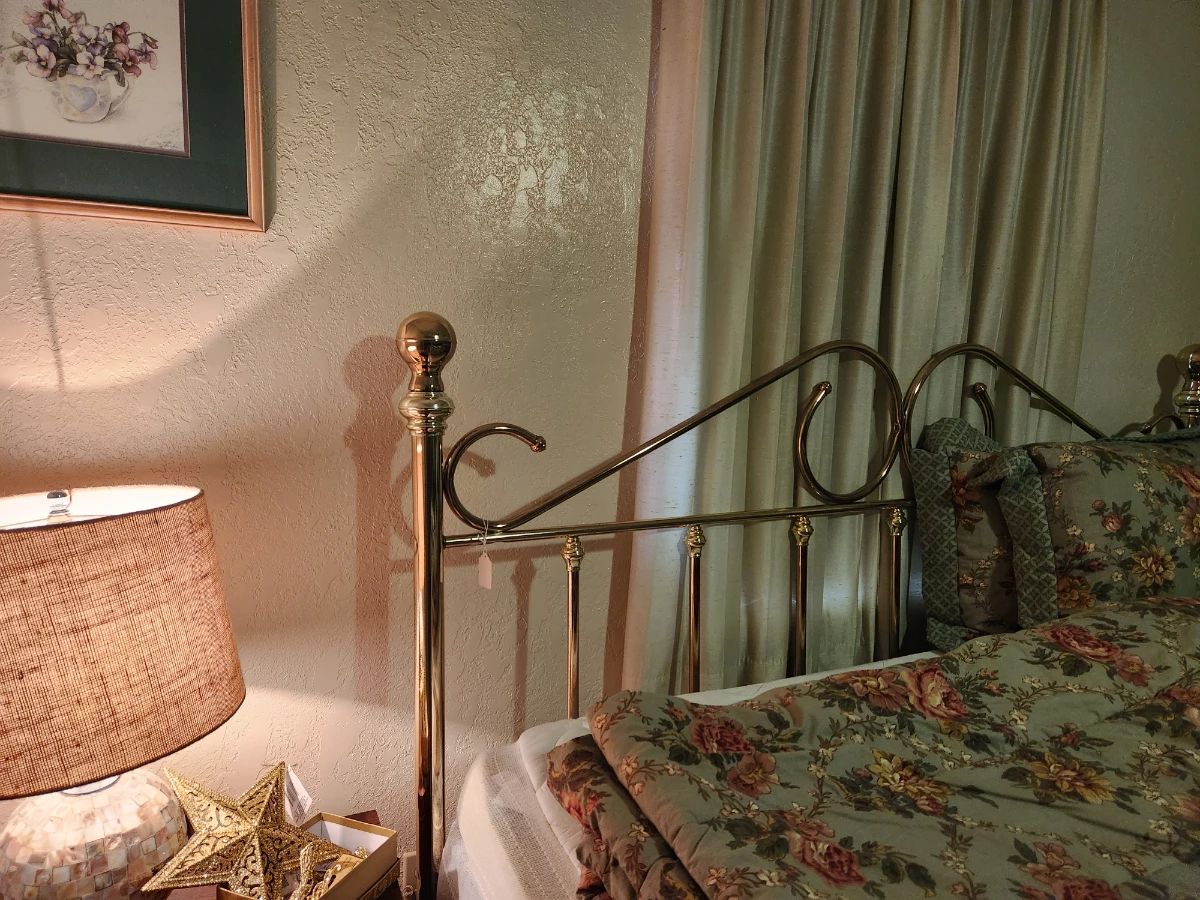 Aerl Estate Sale