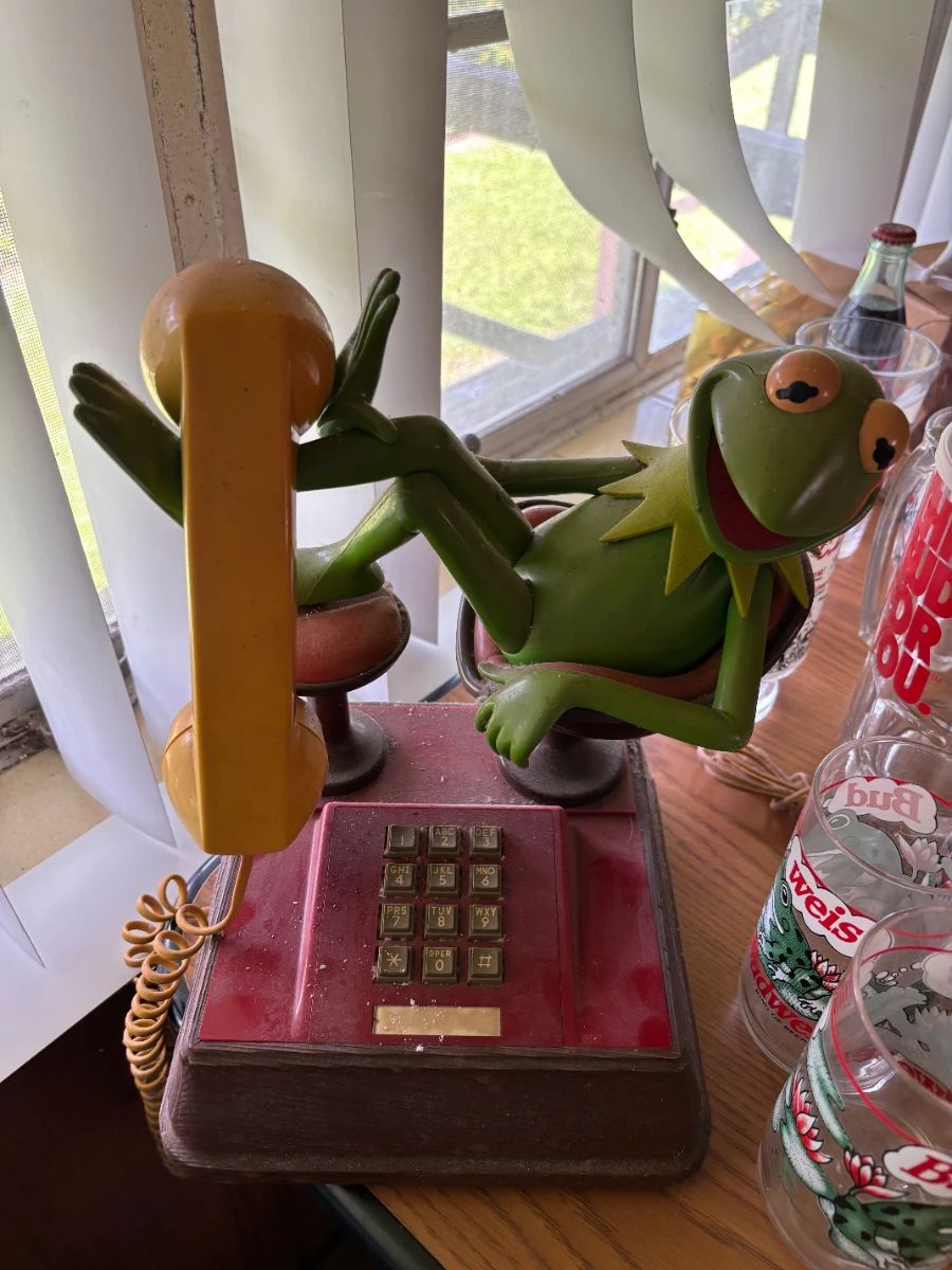 RETRO TREASURES,TOADS & TOOLS IN MIAMI