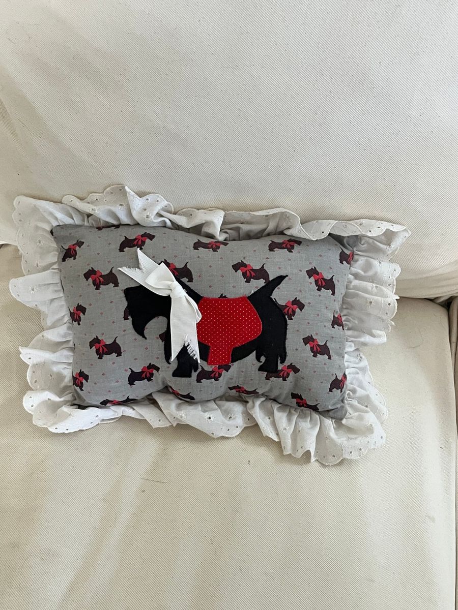 Scottie Dog Decorative Pillow