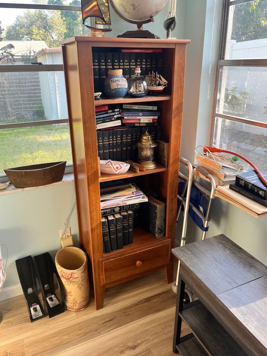 Assorted Books & Decorative Shelf Items