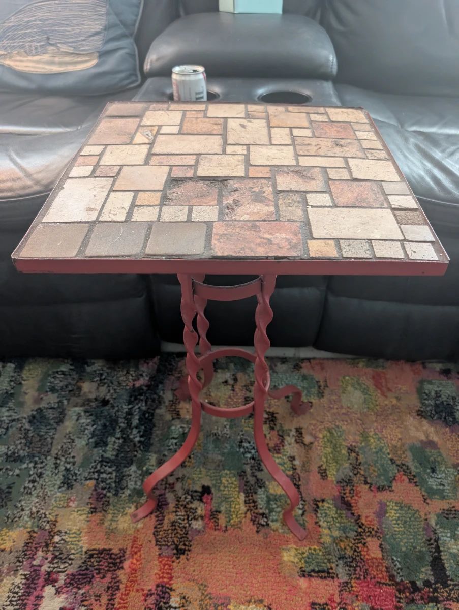 My 2nd Time Around presents a lovely Sarasota home