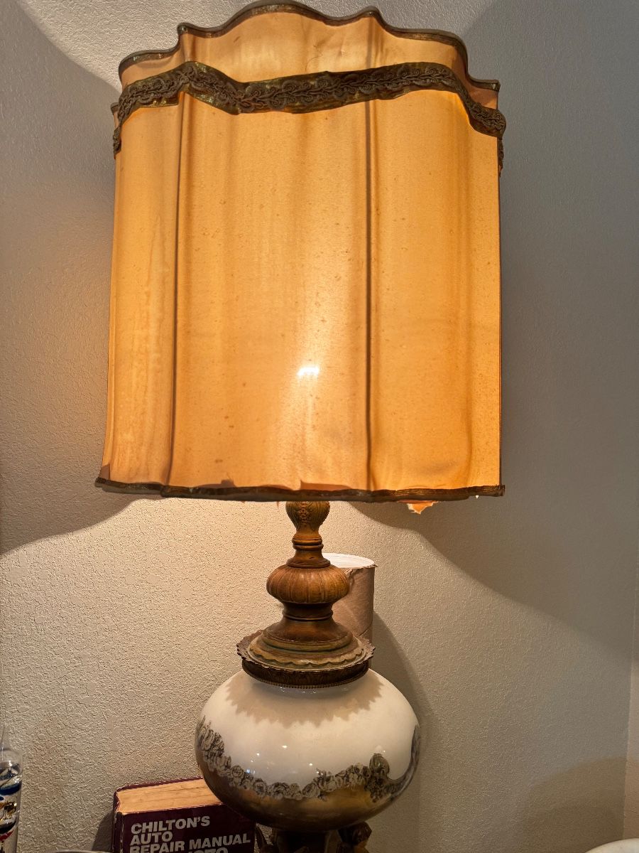 Burleson 2-Day Estate Sale – Disney Collectibles, Vintage Finds, Tools & More!