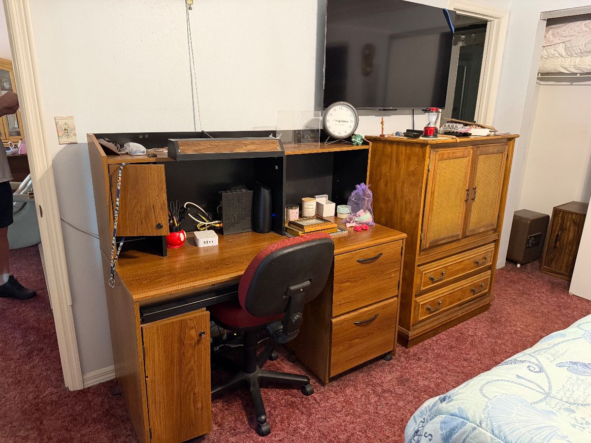 BJ Brock Sandpiper Estate Sale