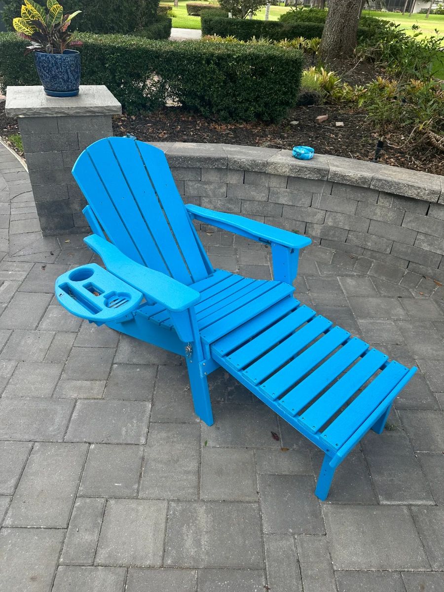 Poshlando in Valrico– Vacation Home Estate Sale with Golf Cart, E-Bikes & Coastal Furnishings