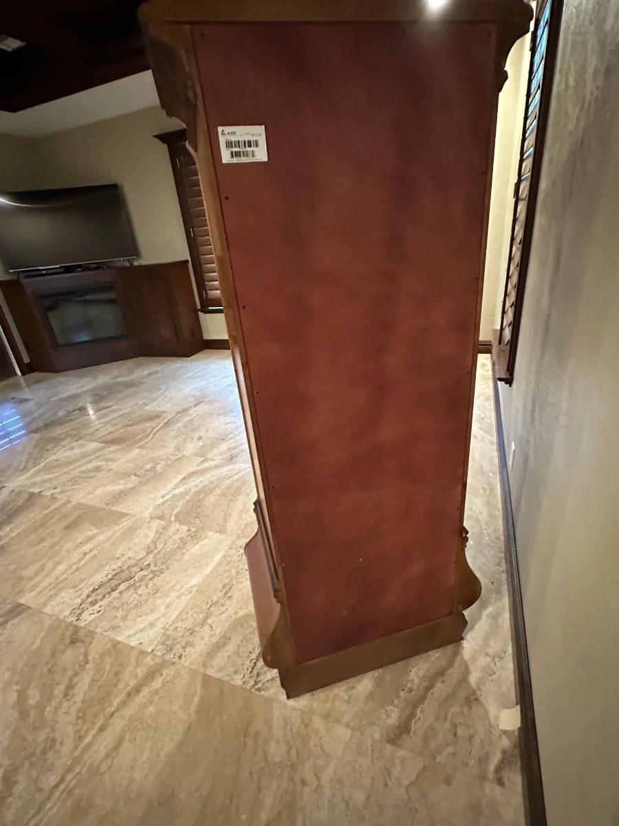 Big Beautiful Luxury Furniture Discounted!
