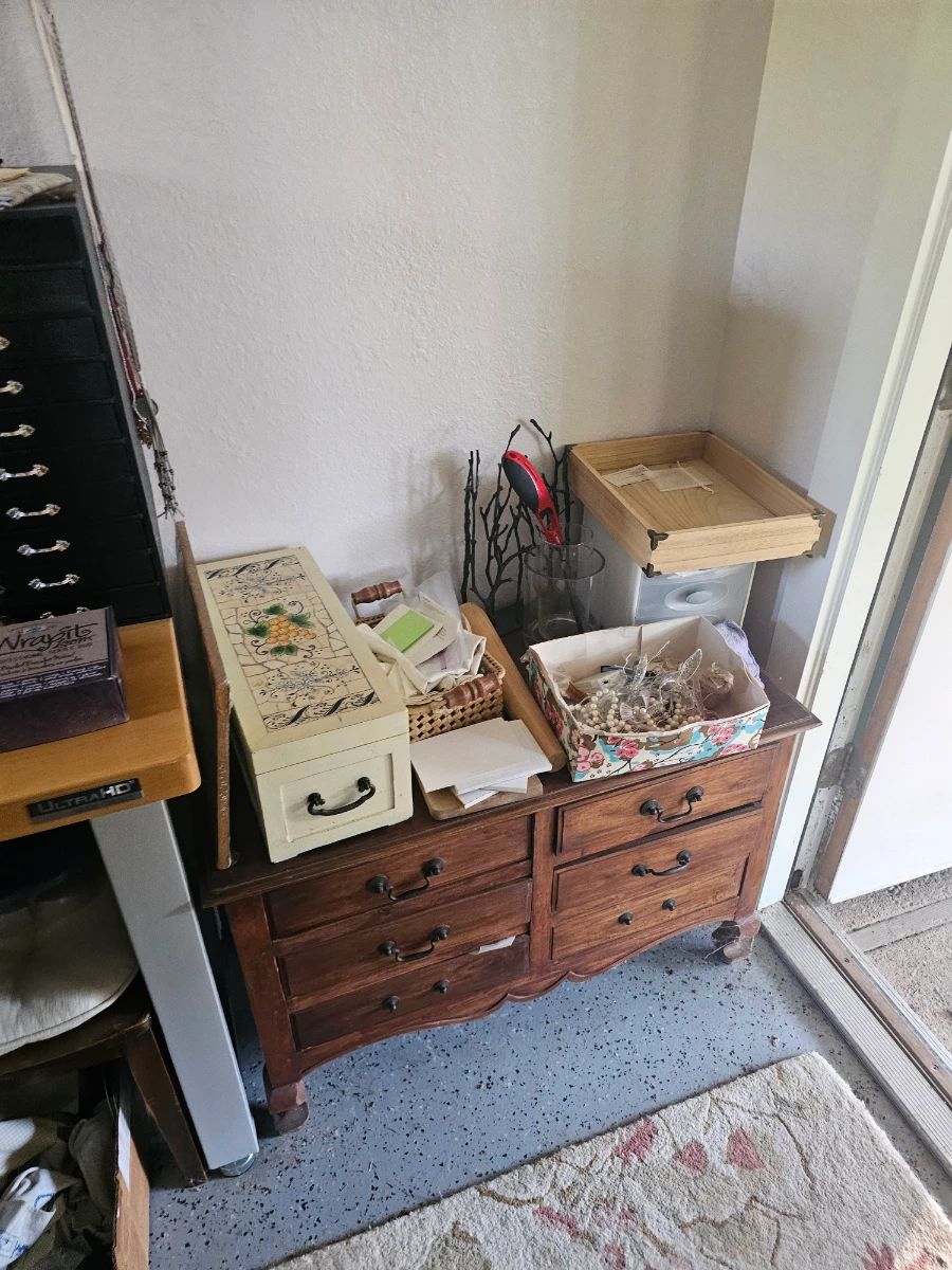 THE MASTER'S HANDS ARTISTS DELIGHT FURNITURE & APPLIANCE ESTATE SALE BY ALAMO AZTEK ESTATE SALES DFW