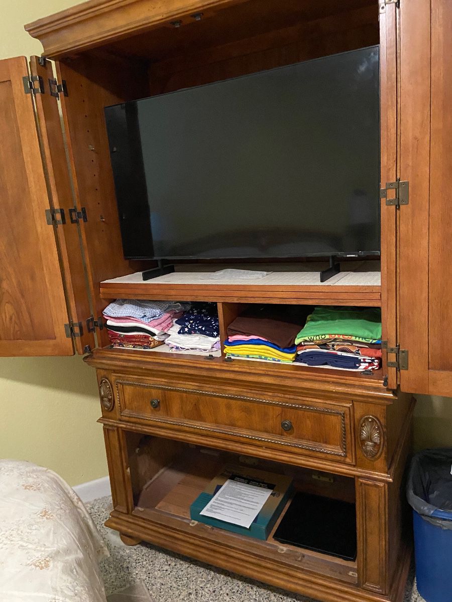 Beautiful Oldsmar estate sale