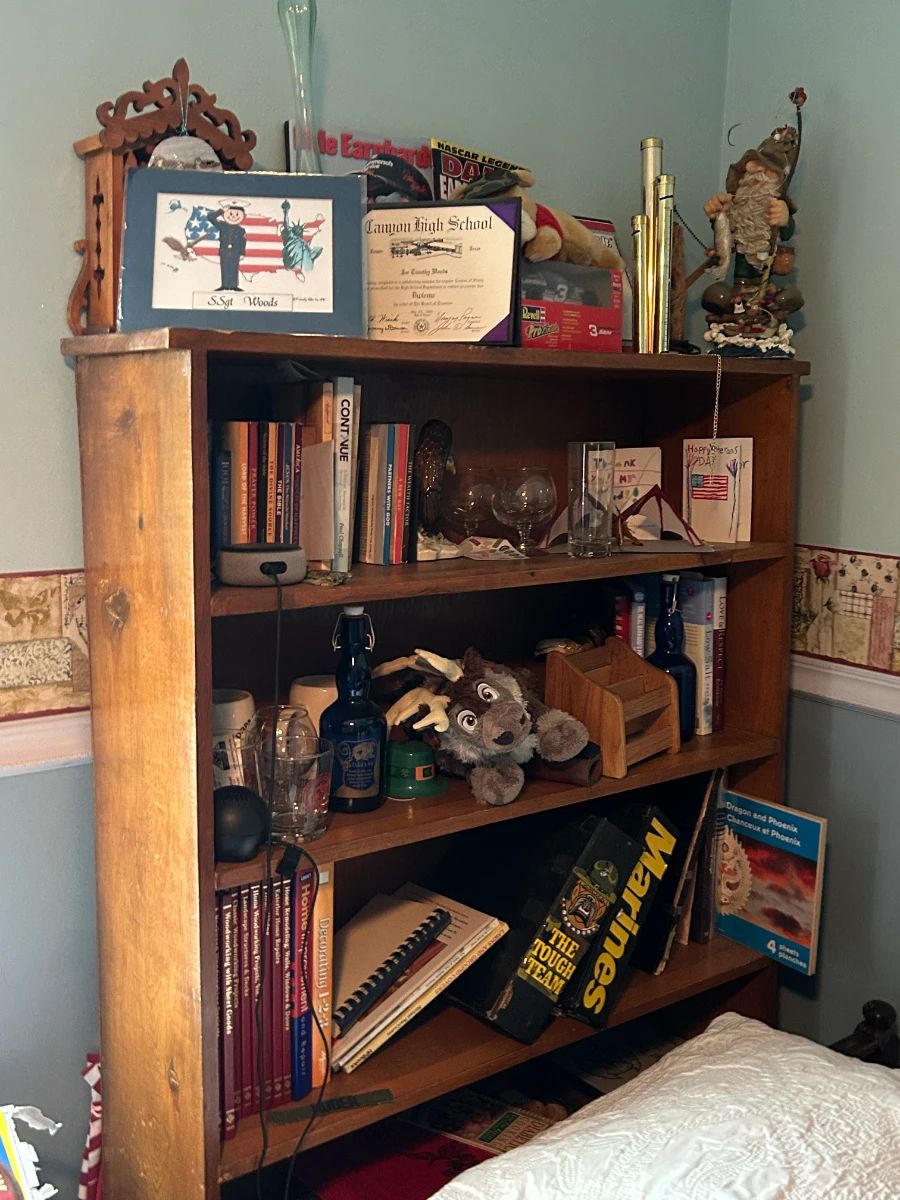 SINCERELY YOURS ESTATE SALE TOOLS GALORE! MARINE DECOR, DRAGONS, HOUSEHOLD, MOTORCYCLE MISC!