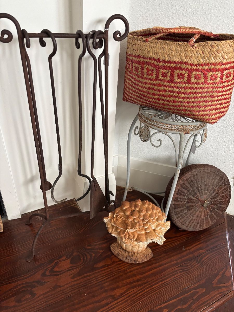 Items on offer in Fort Worth, TX — Lemons to Lemonade Fairmount sale