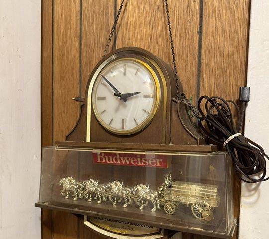 Items on offer in Hillsboro, TX — Large Estate Hillsboro, Texas
